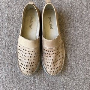 Josef Seibel Tan Leather Perforated Loafers Walking Shoes Size 40 US Size 9